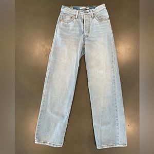 Levis Ribcage Straight Ankle